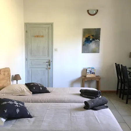 לינה וארוחת בוקר D'hotes 